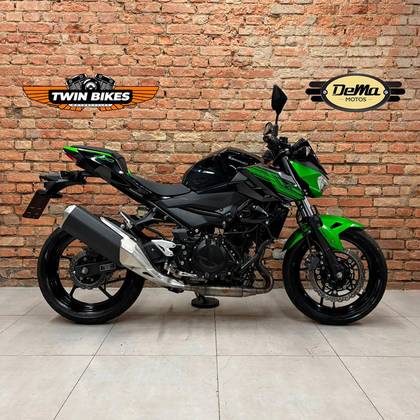 KAWASAKI Z400 